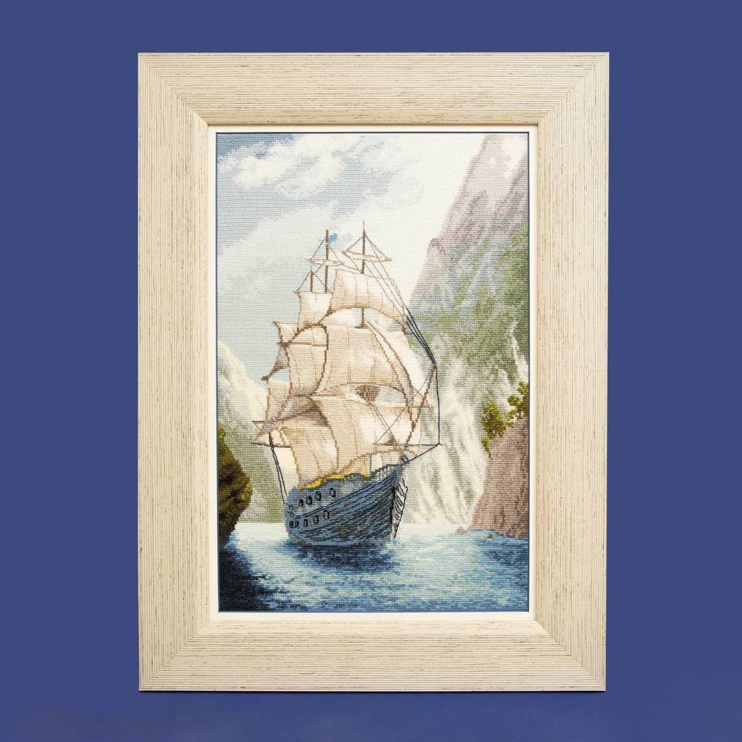 TO THE HOME HARBOR, Counted Cross Stitch Kit, 16 count Aida, size 25 x 38,5 cm, Charivna mit | Momentos Magicos (M-441) - Leo Hobby
