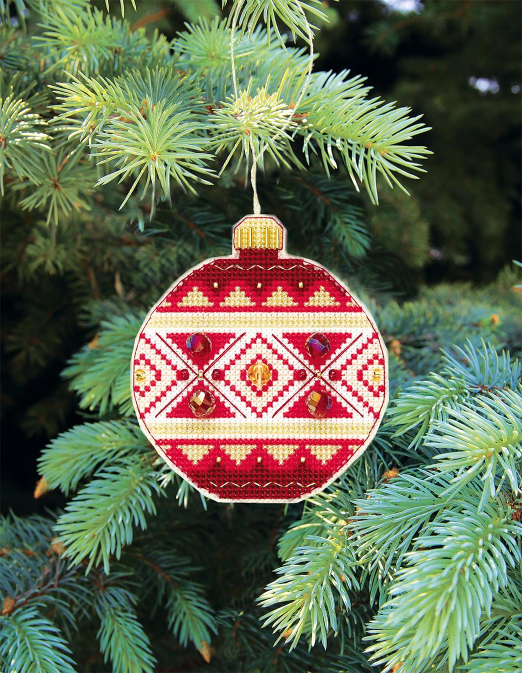 CHRISTMAS BALL TOY Cross Stitch Kit, 14 count plastic canvas, size 9 x 10 cm, CRYSTAL ART (T-13)