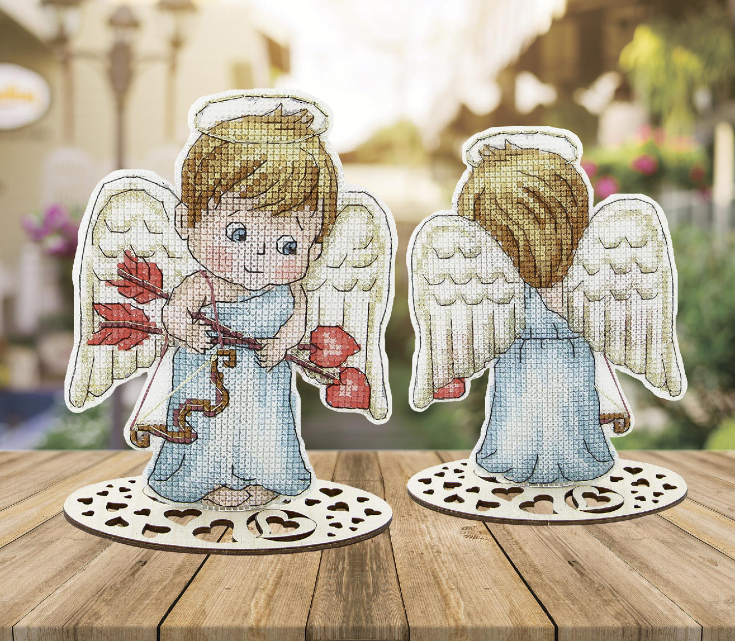 ANGEL "Valentine's Day gift", Counted Cross Stitch Kit, 14 count plastic canvas, size 10 x 13 cm, CRYSTAL ART (T-61)