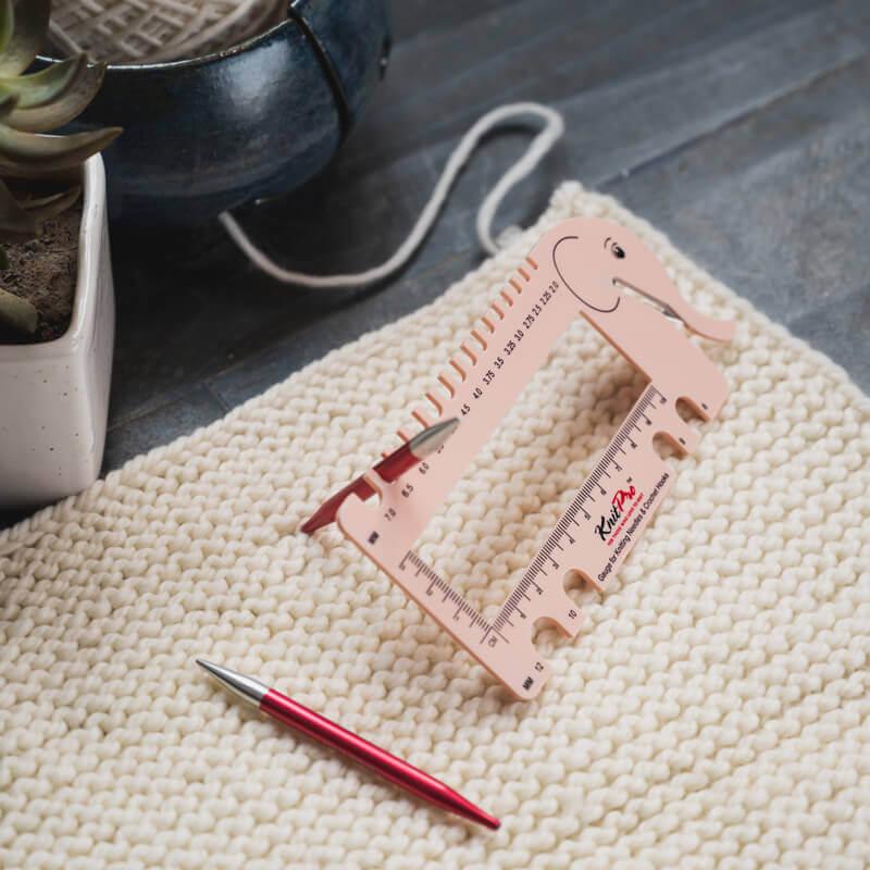 KnitPro Needle & Crochet View Sizer with Yarn Cutter Blush (10994)